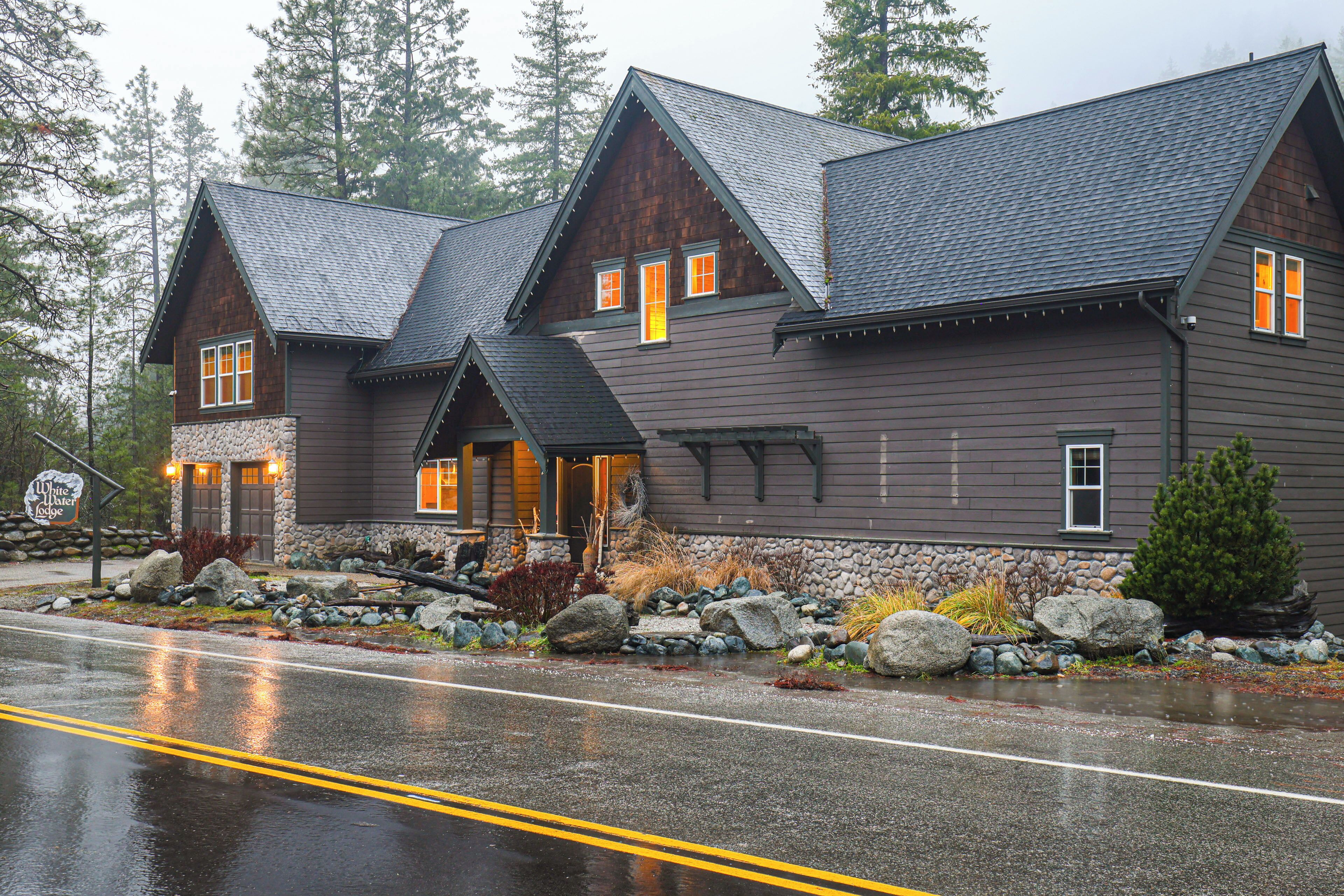 House (6 Bedrooms) | Interior