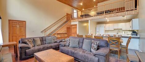 Apartment (4 Bedrooms) | Front of property