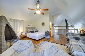 House (3 Bedrooms) | Interior - Near Hiking & Fishing: Munds Park Cabin w/ Decks (Munds Park)