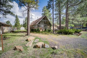 House (3 Bedrooms) | Interior - Near Hiking & Fishing: Munds Park Cabin w/ Decks (Munds Park)