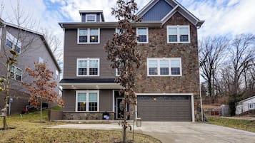 Rumah (5 Bedrooms) | Interior