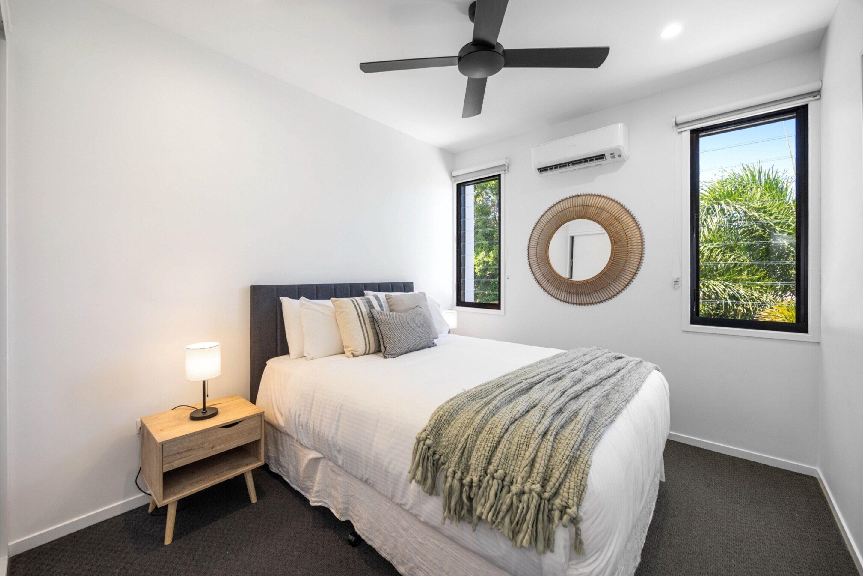 Apartment | 3 bedrooms, laptop workspace, iron/ironing board, bed sheets