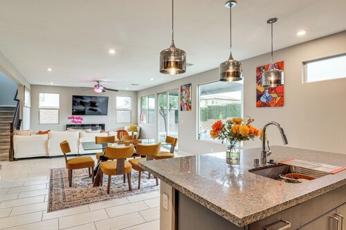 11 Mi to the Strip: Quiet Home in North Las Vegas