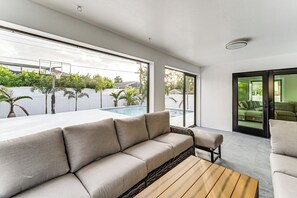 House (4 Bedrooms) | Interior - 1 Mi to Beach! Modern Tropical Retreat in Naples (Naples)