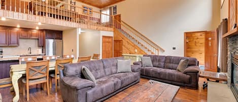 Apartment (4 Bedrooms) | Front of property