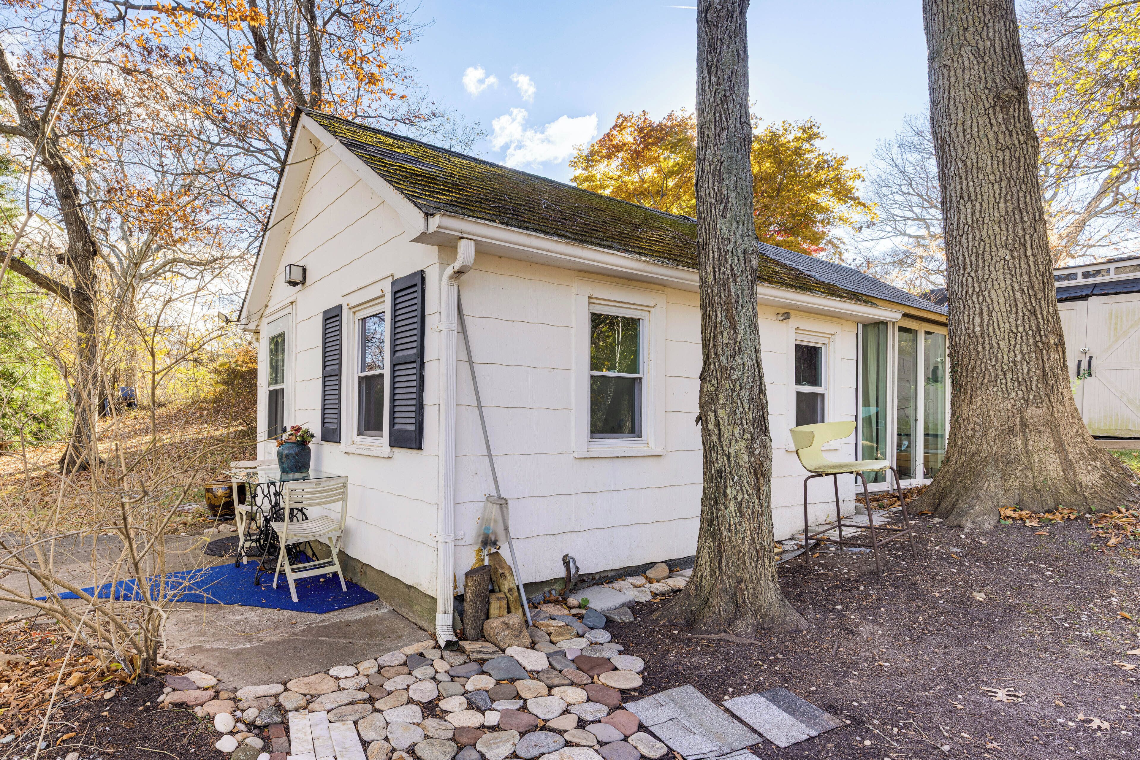 Apartment (0 Bedroom) | Interior