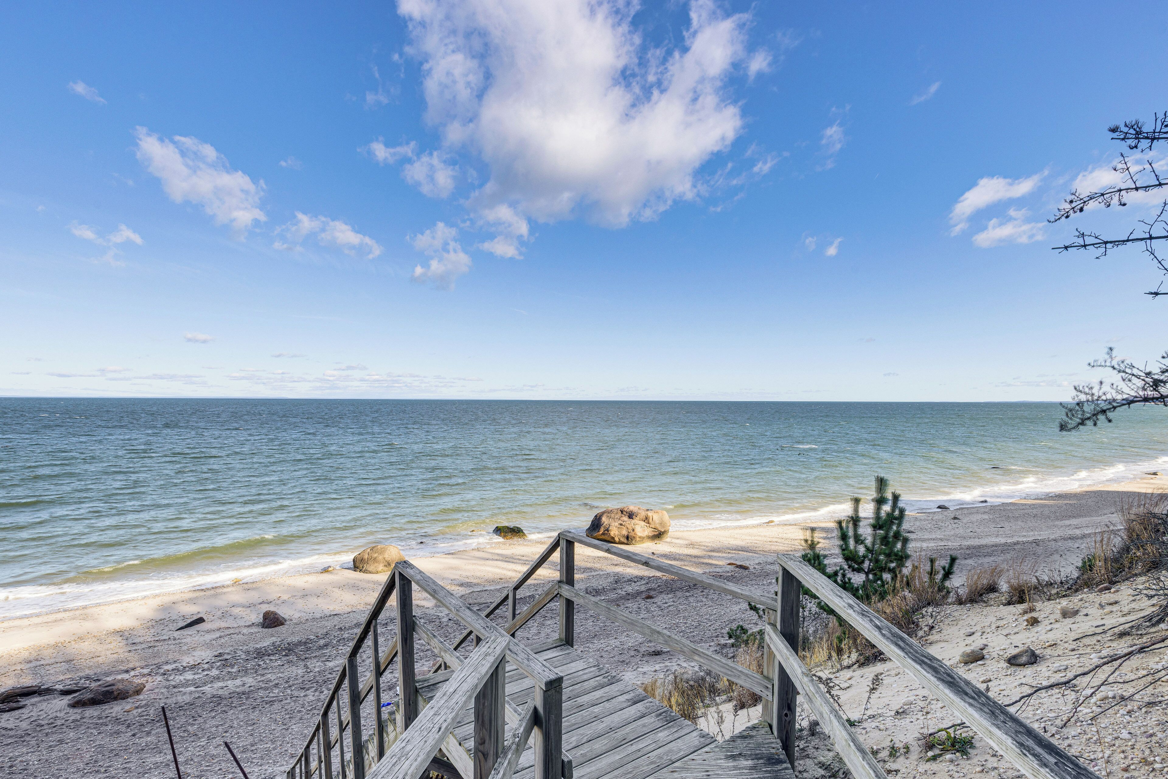 Apartment (0 Bedroom) | Interior