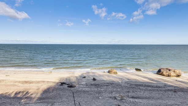 Unclassified image, 1 of 25, button - Bluffside Studio w/ Beach Access in Calverton! (Calverton)