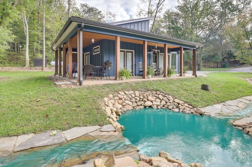 Waterfront 'blue Spruce' Small Home in Wildwood!