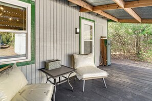 House (2 Bedrooms) | Interior - 1 Mi to Boat Ramp: Lake Livingston Getaway w/ Deck (Livingston)