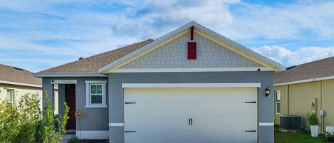 Casa (3 Bedrooms) | Vista frontal de la propiedad