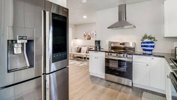 House (1 Bedroom) | Interior