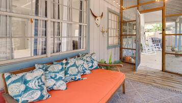 House (1 Bedroom) | Interior