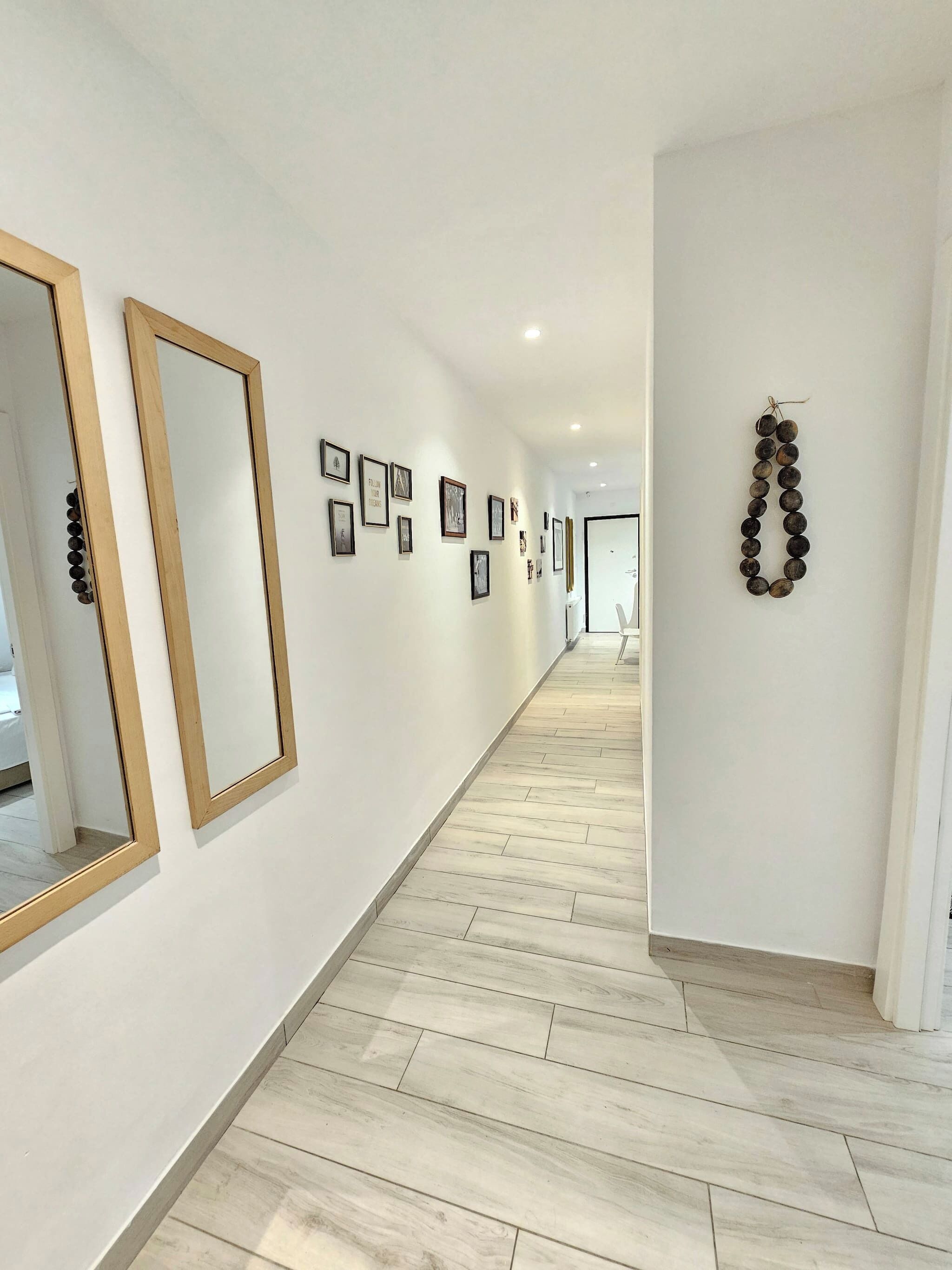 Apartment, 2 Bedrooms, Accessible, Smoking | Interior