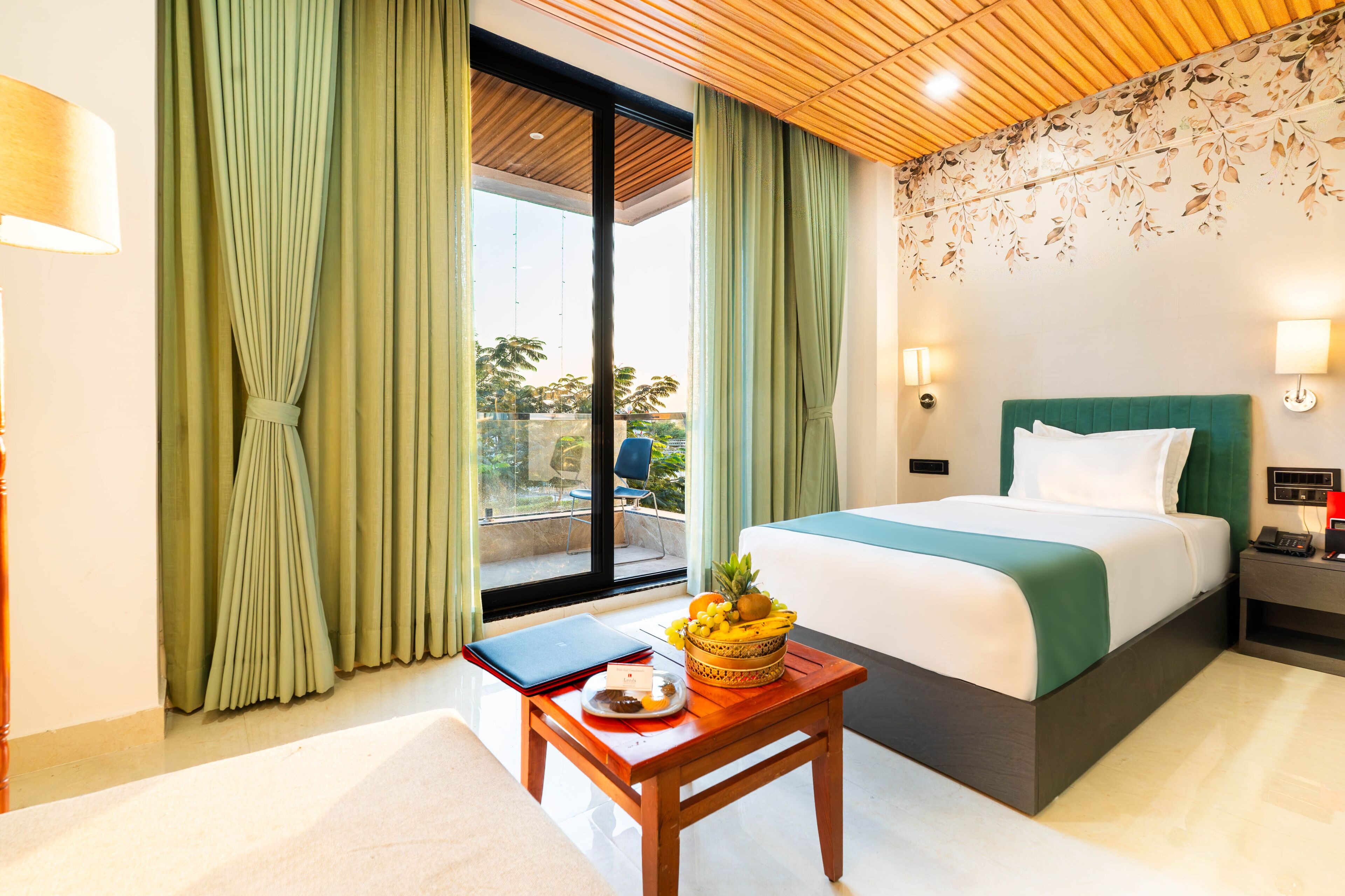 Kahden hengen deluxe-huone (kaksi sänkyä) | Ilmainen Wi-Fi