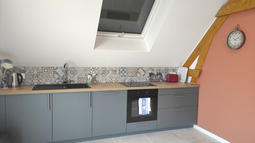 Le gîte des peupliers, a fully-equipped house in a peaceful street.