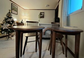 Standard Double Room | Living area - Dodahm (Incheon)