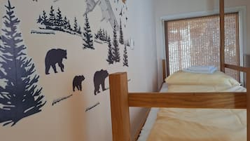 Economy appartement, balkon, uitzicht op bergen | Gratis wifi