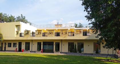 Hotel O Ambuja City Centre Mall