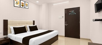 Hotel O Ambuja City Centre Mall