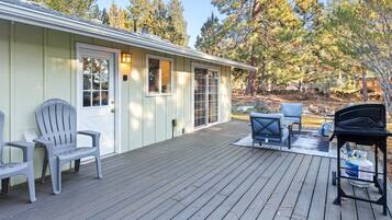 House, 3 Bedrooms | Tempat makan luar