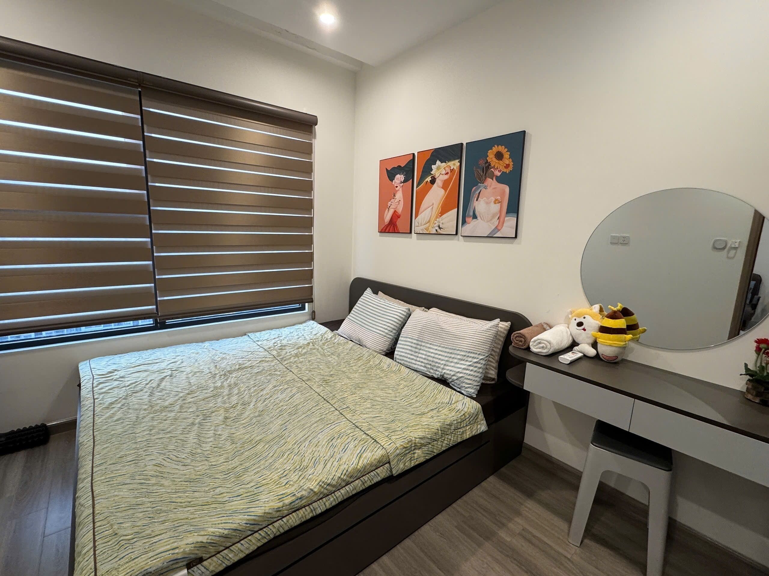 2 bedrooms, in-room safe, iron/ironing board, free WiFi