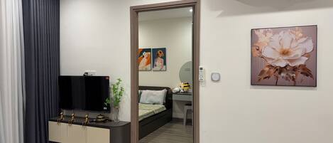 2 soverom, safe på rommet, strykejern/-brett og wi-fi (inkludert)