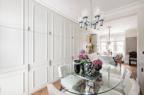Luxury House Next To Chelsea Battersea Park