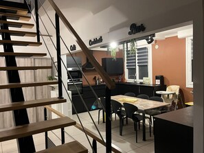 Dining - Large, cosy house for 8/10 people less than 100 m from the beach, terrace with sea view (Saint-Brevin-les-Pins)