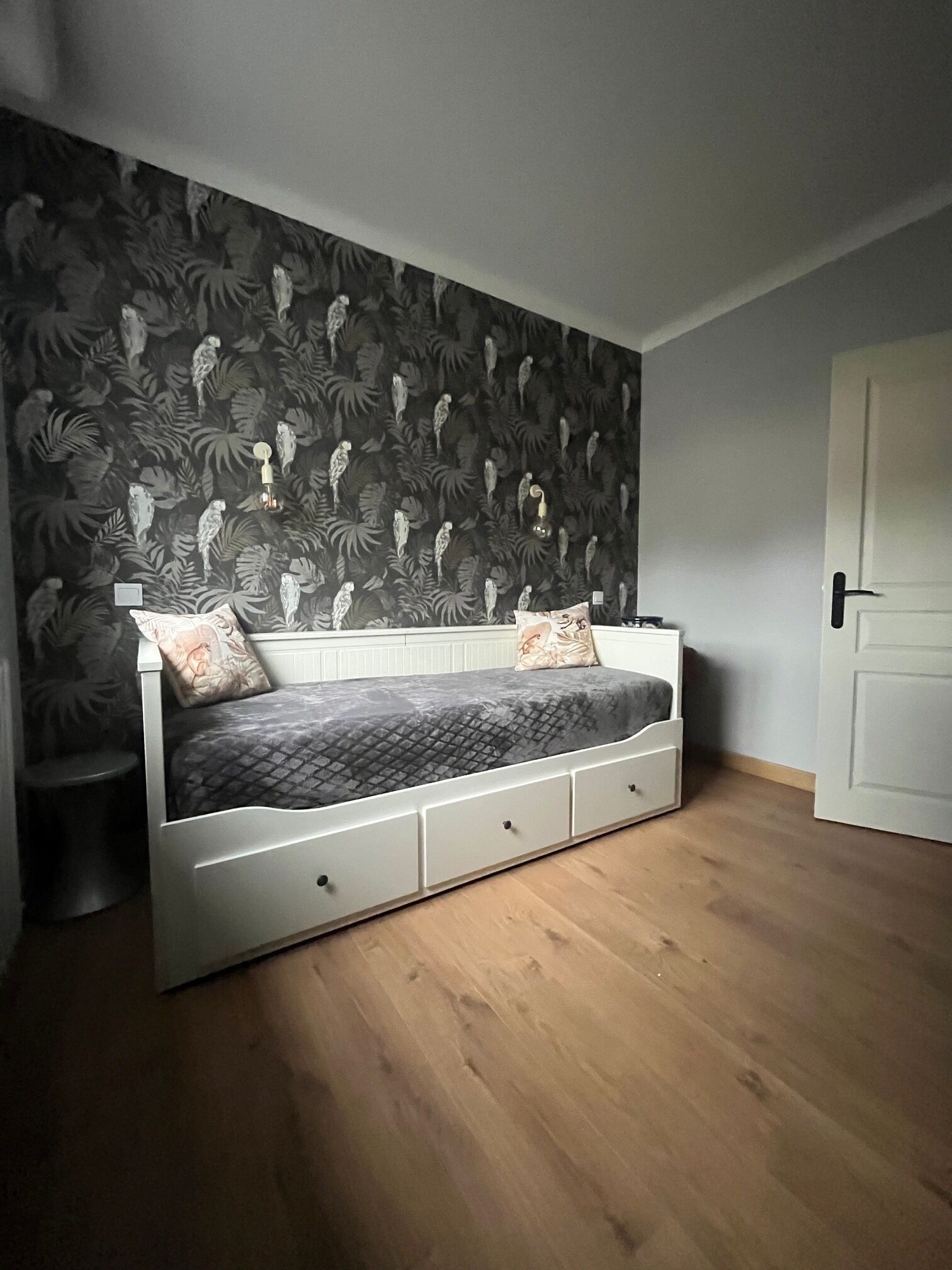 5 slaapkamers, een strijkplank/strijkijzer, wifi, beddengoed