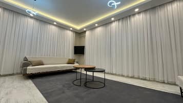 Comfort 1+1 Apart Daire, Balkonlu, Dag Manzarali | Living area