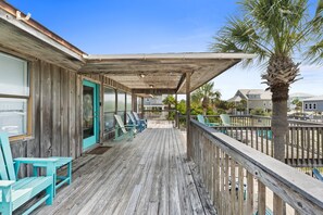 Front Porch - Somerset, priavte pool, Gulf views. (St. George Island)