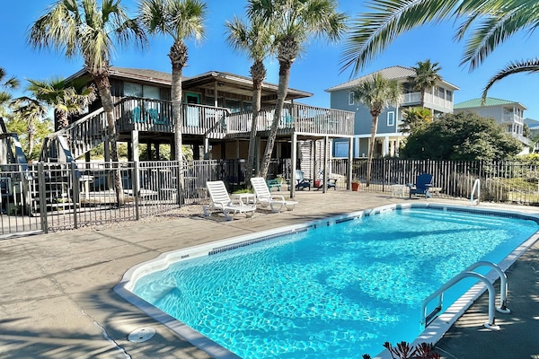 Exterior with Private Pool of Somerset