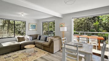 Apartment | Living area