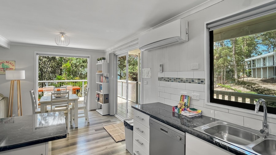 Family Beach House With Outdoor Entertaining