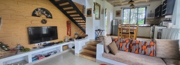 Villa, 3 Bedrooms, Accessible, Balcony | Living room