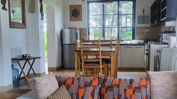 Villa, 3 Bedrooms, Accessible, Balcony | Living room