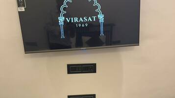 Superior Double Room, Mountain View | Desk, free WiFi