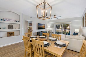 Dining - Oceanwalk Condo with Pool, Hot Tub, Tennis & Trails! Walk to no-drive beach! (New Smyrna Beach)