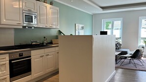 Private kitchen - At the small mill pond - central quiet location with parking and bicycles (Flensburg)