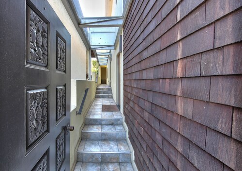 4015 Daisy's Place - Downtown Carmel Condo