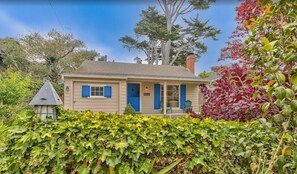 Exterior - 4020 Moore Fun - Cozy and Warm Carmel Home (Carmel)