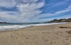 Beach nearby - 4038 Whit's End ~ Dog Friendly, Private Fenced Yard (Carmel)