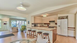 Interior - 4047 Carmelo Corner - Three Blocks to Beach (Carmel)