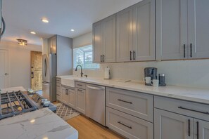 Fridge, microwave, oven, stovetop - 4052 Seahaven - Spacious Family Home in Carmel (Carmel)