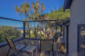 Property grounds - 4059 Play Misty for Me - Unique Carmel Point Home (Carmel)