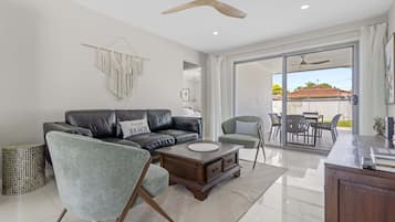 Apartment | Living room