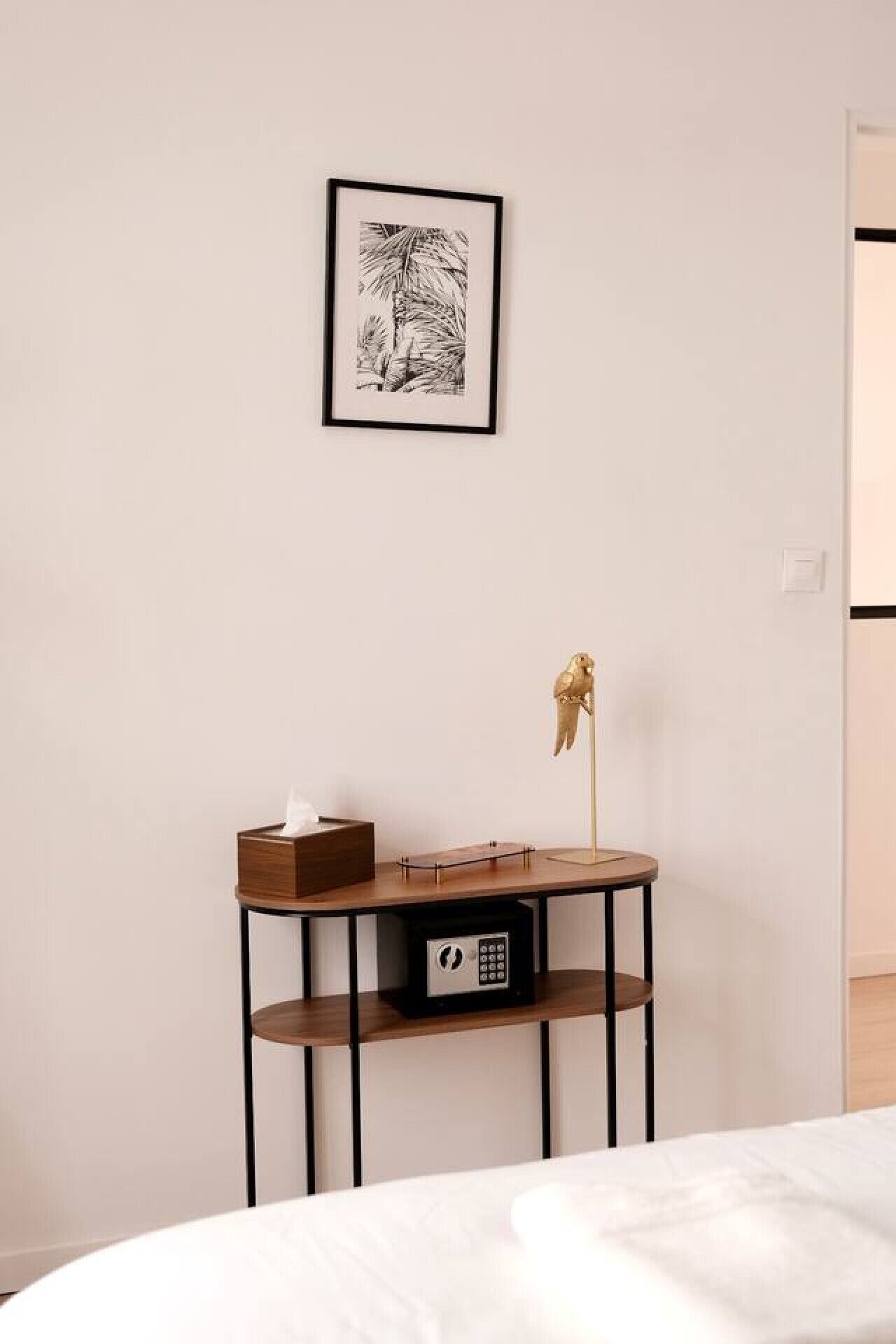 1 camera, Wi-Fi, lenzuola