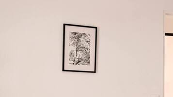 1 camera, Wi-Fi, lenzuola