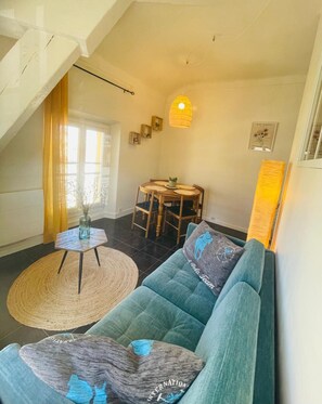 TV - Bright apartment in Cannes for 5 people (Cannes)